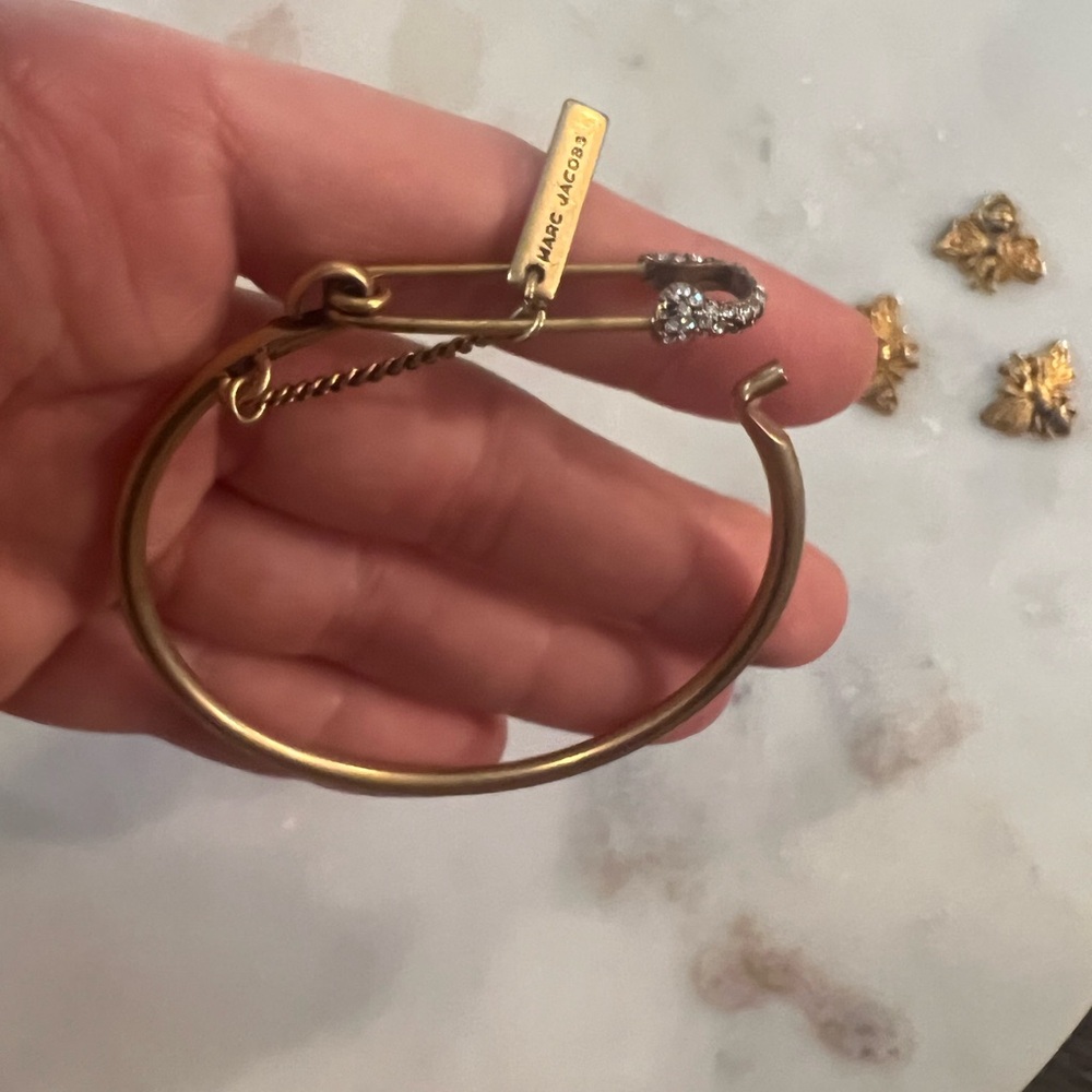 Marc jacobs safety pin gold bracelet
